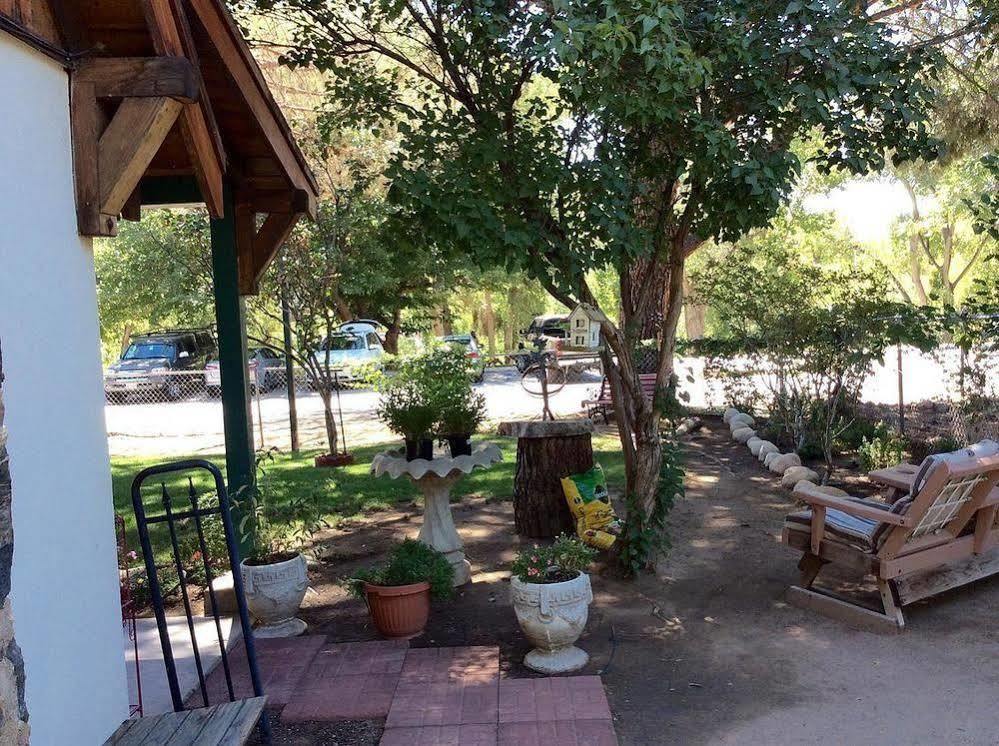 Kern Riverfront Lodge Kernville Eksteriør bilde